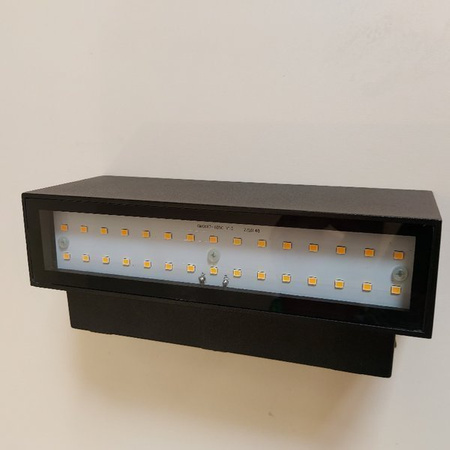 Kinkiet zewnętrzny UNIT LED czarny szer. 18cm 9122